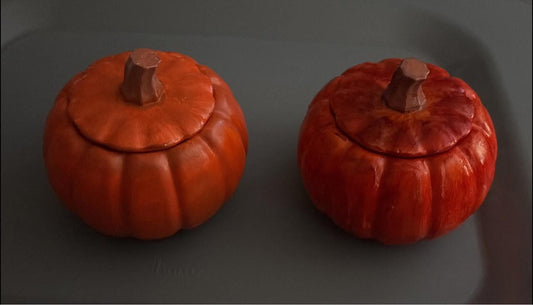 Scented pumpkin candle