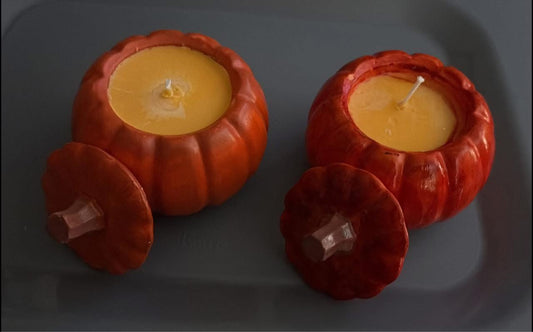 Scented pumpkin candle